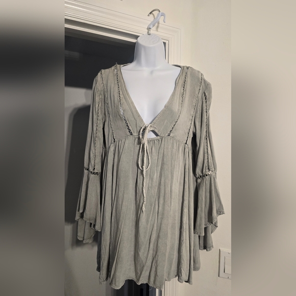 PrettyLittleThing Tunic Top Washed Gray Tie Front Frill Sleeve Beach Size 6 - Picture 2 of 10